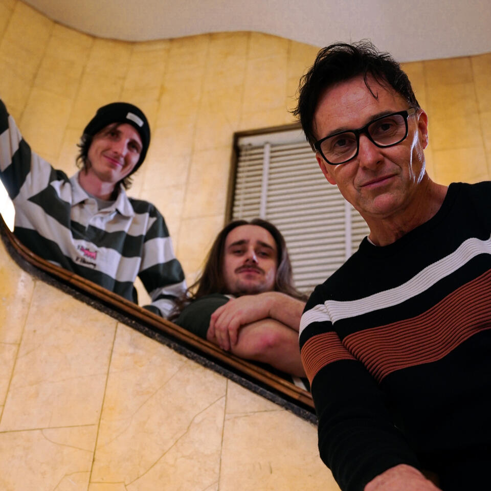 T4-1 band members in the Uni house